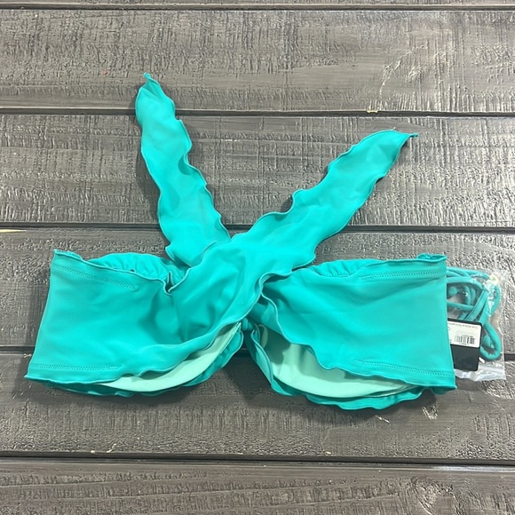 Victoria’s Secret Swimming Suit Bra - Picture 7 of 7